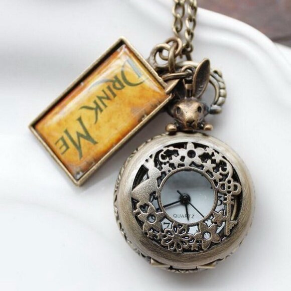 Vintage Drink Me Pocket Watch Necklace Quartz Alice in Wonderland Gift